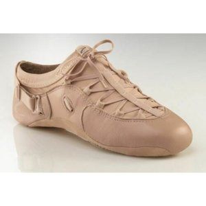 New in box CAPEZIO Z11 FIZZION P (4-5) UNISEX
